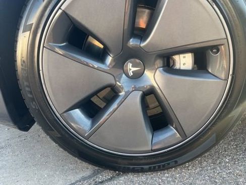Used 2023 Tesla Model 3 Standard Range image 30