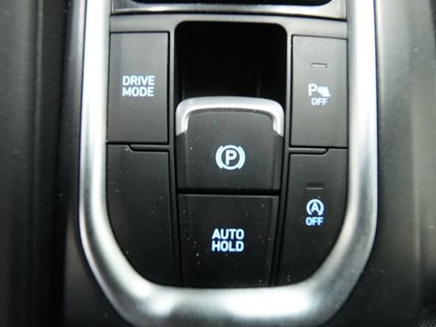 Used 2019 Hyundai Santa Fe SEL FWD image 30