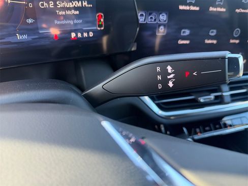 New 2026 Chevrolet Equinox EV LT image 20