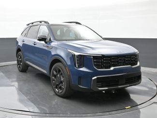 Used 2025 Kia Sorento SX video 2