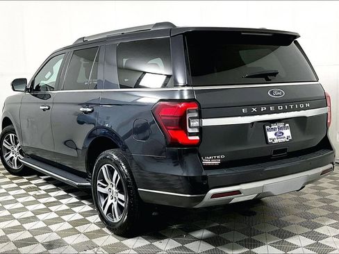 Used 2023 Ford Expedition Limited image 11