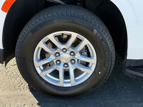 Certified 2024 Chevrolet Tahoe LT image 11