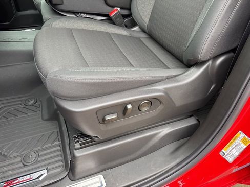 Certified 2026 Chevrolet Silverado 1500 LT image 12