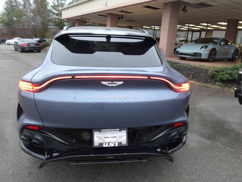 Used 2024 Aston Martin DBX 707 image 3