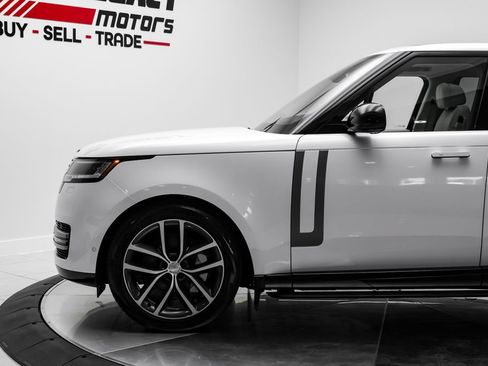 Used 2024 Land Rover Range Rover SE AWD/4WD image 18