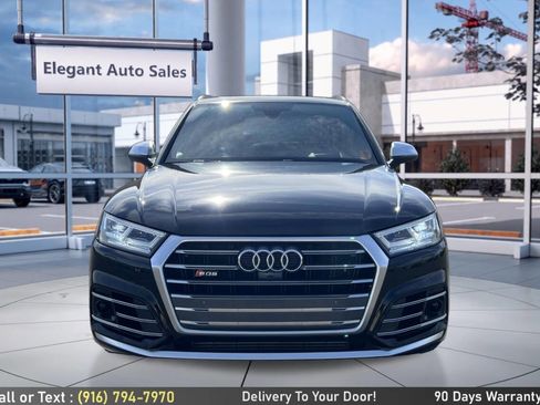Used 2018 Audi SQ5 Prestige w/ Prestige Package image 2