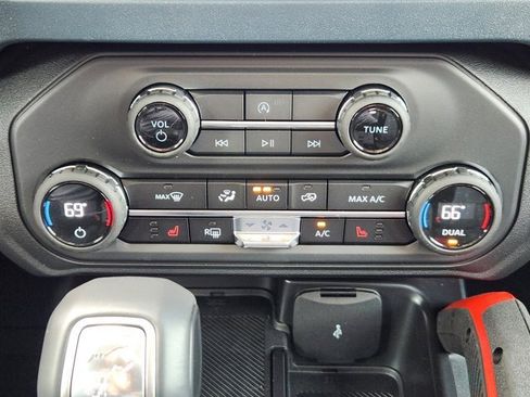 New 2026 Ford Bronco Heritage Edition image 27