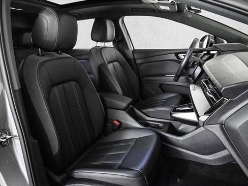 Certified 2024 Audi Q4 e-tron Premium Plus w/ Premium Plus image 22