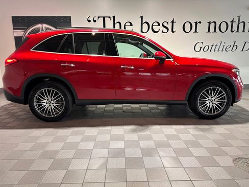 New 2025 Mercedes-Benz GLC 300 4MATIC image 3