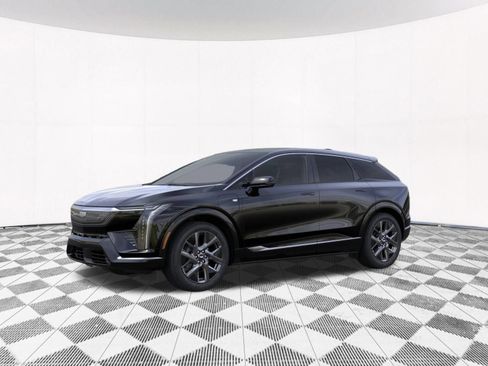 New 2027 Cadillac Optiq Luxury w/ LPO, Floor Liner Package AWD/4WD image 5