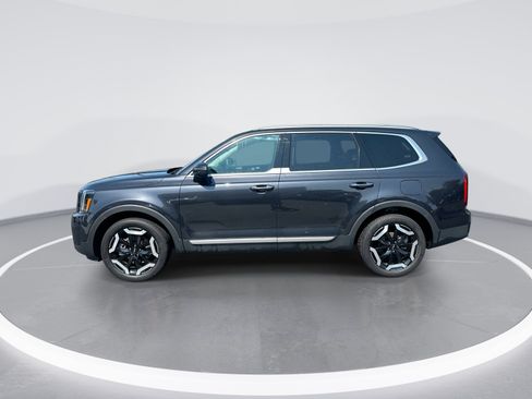 Used 2025 Kia Telluride S FWD image 6