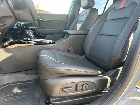 New 2026 Chevrolet Trax RS w/ Sunroof Package image 10