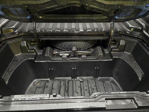 Used 2025 Honda Ridgeline Sport image 7