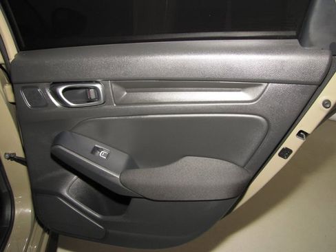 Certified 2025 Honda Civic Sport image 17