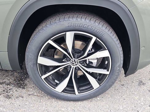 New 2026 Volkswagen Atlas Cross Sport SEL Premium R-Line image 3