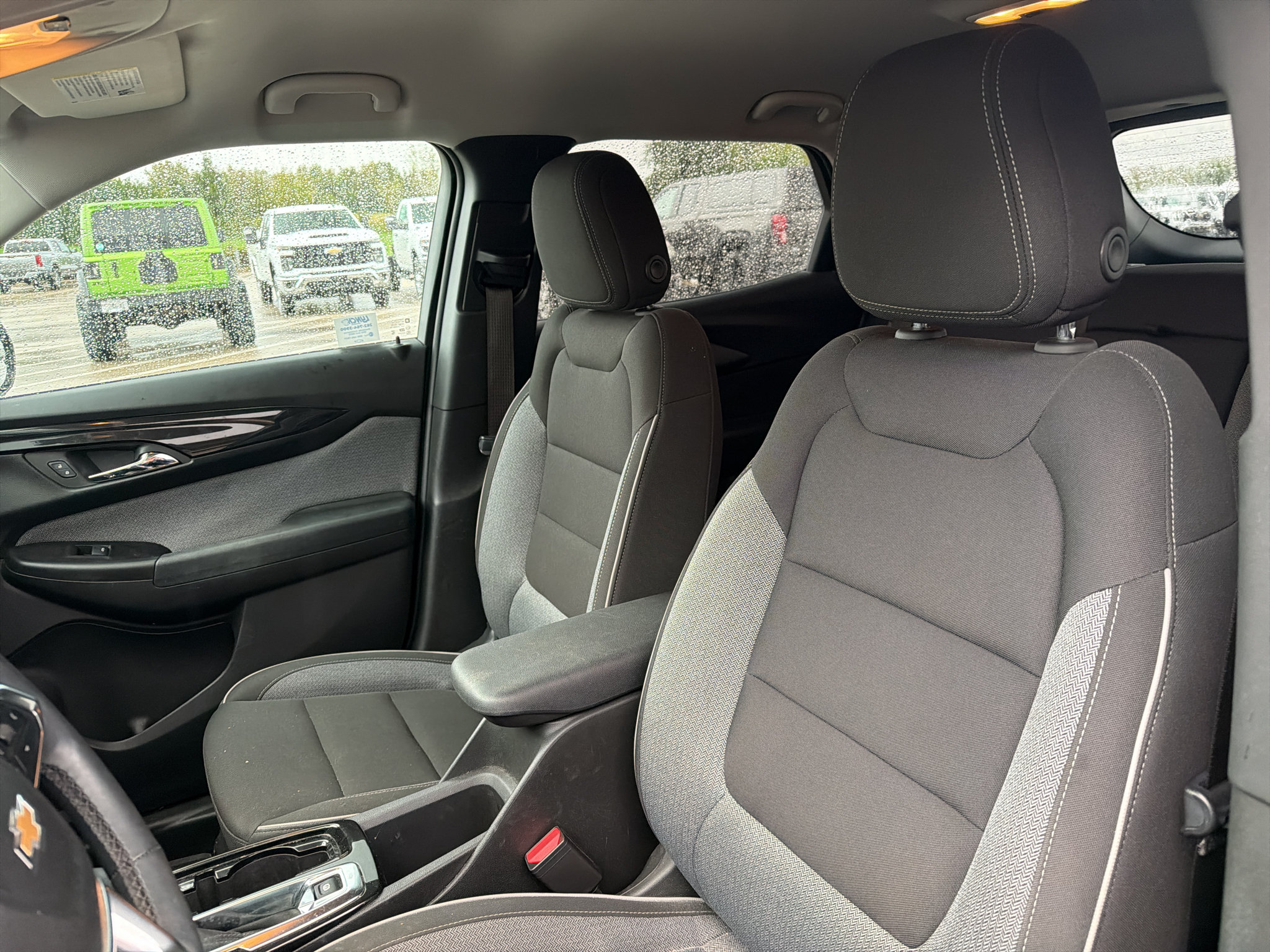 Used 2024 Chevrolet TrailBlazer LT w/ Convenience Package FWD image 10