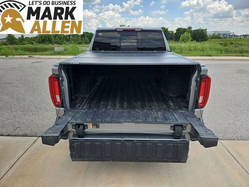 Used 2024 GMC Sierra 1500 SLT w/ SLT Premium Plus Package AWD/4WD image 27
