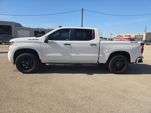Used 2023 Chevrolet Silverado 1500 Custom w/ Rally Edition AWD/4WD image 6