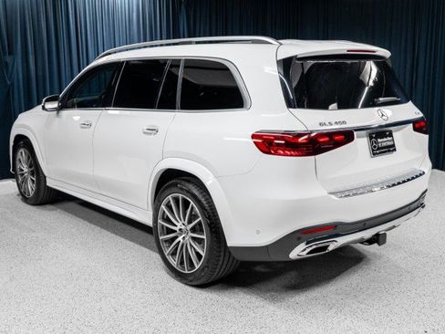 New 2026 Mercedes-Benz GLS 450 4MATIC image 10