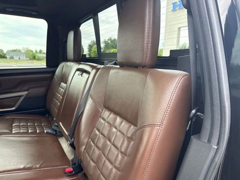 Used 2020 Nissan Titan Platinum Reserve w/ Moonroof Package AWD/4WD image 19