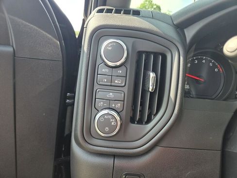 New 2026 GMC Sierra 1500 Pro AWD/4WD image 11