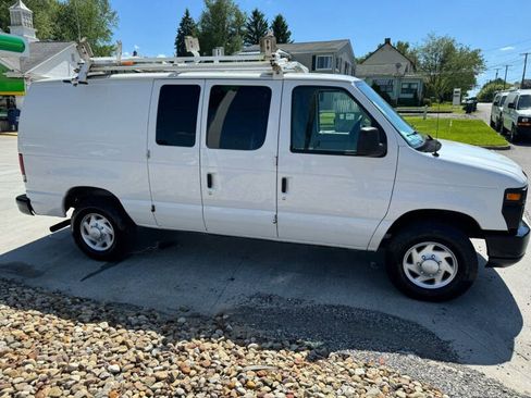 Used 2014 Ford E-250 and Econoline 250 w/ Power Group image 6