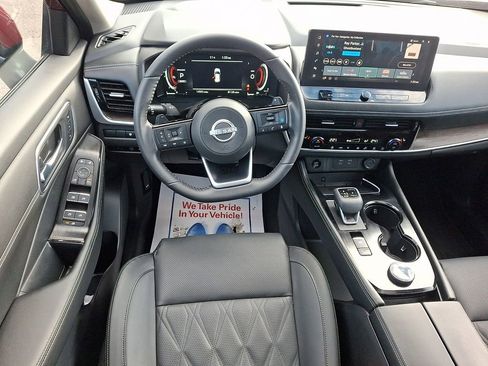 Certified 2024 Nissan Rogue Platinum image 11