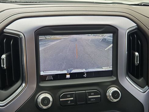 Used 2019 GMC Sierra 1500 SLT w/ SLT Premium Package image 9