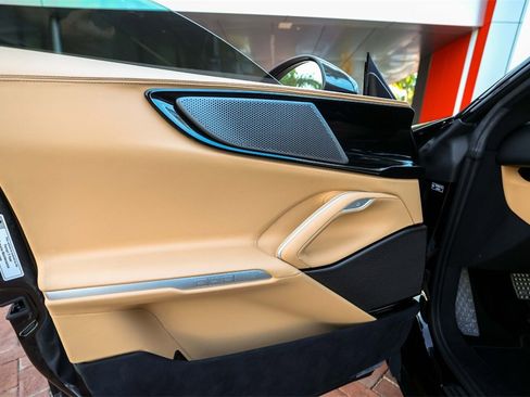 Certified 2024 Ferrari Purosangue Base image 36