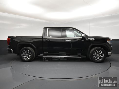 Used 2022 GMC Sierra 1500 SLT w/ SLT Premium Plus Package image 51