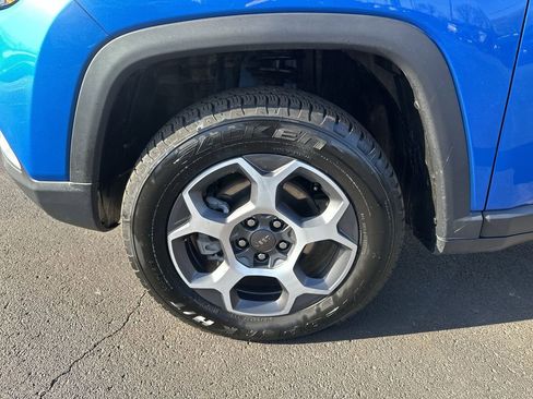 Used 2022 Jeep Compass Trailhawk w/ Trailhawk Convenience Group image 10