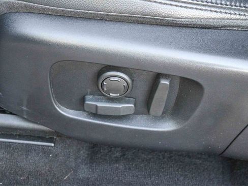 Used 2020 Land Rover Discovery Sport S image 27