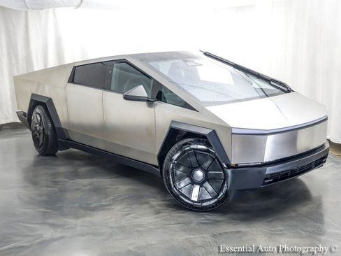 Used 2024 Tesla Cybertruck Cyberbeast image 5