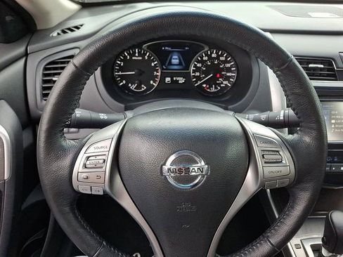 Used 2014 Nissan Altima 2.5 SL w/ Technology Package FWD image 20