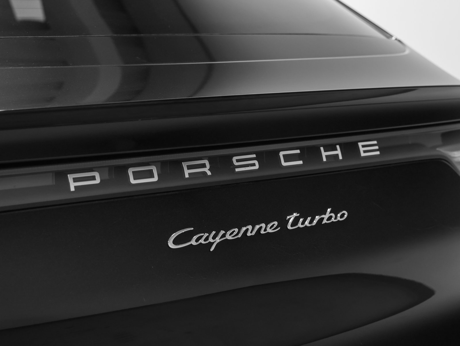 Certified 2021 Porsche Cayenne Turbo AWD/4WD image 19