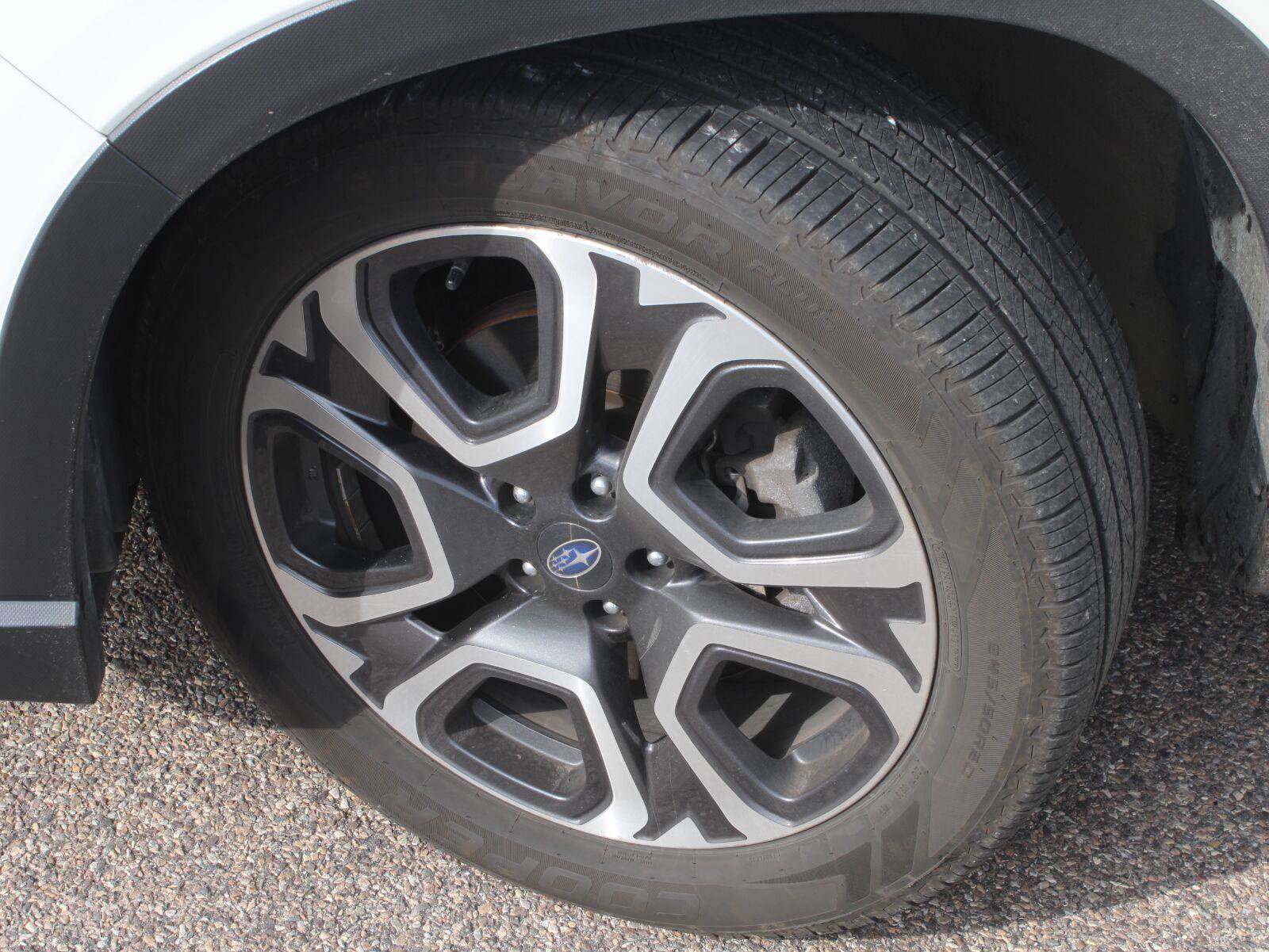Used 2023 Subaru Ascent Limited w/ Technology Package AWD/4WD image 19