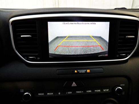Used 2020 Kia Sportage S AWD/4WD image 24