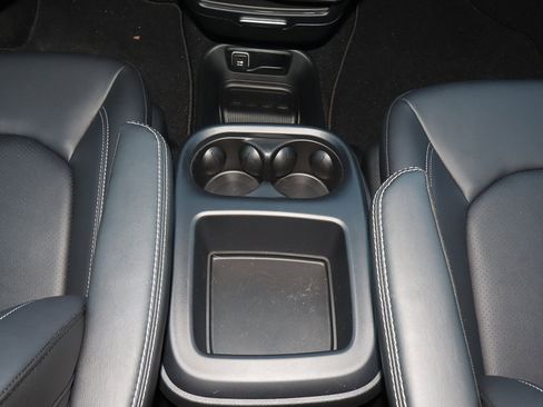 New 2026 Chrysler Pacifica Select image 25