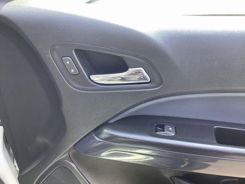 Used 2019 Chevrolet Colorado Z71 image 36