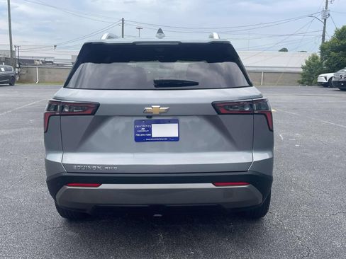Used 2025 Chevrolet Equinox LT w/ Convenience Package II AWD/4WD image 4