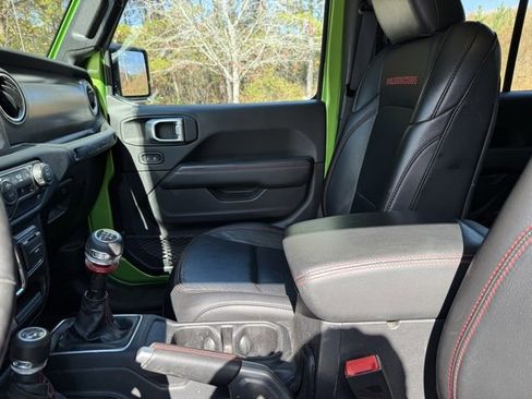 Used 2019 Jeep Wrangler Unlimited Rubicon w/ Cold Weather Group image 21