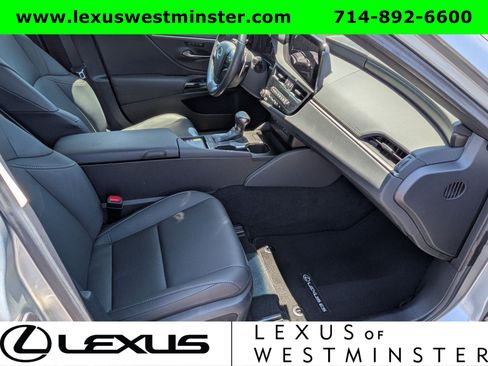 Certified 2025 Lexus ES 350 w/ Premium Package FWD image 5