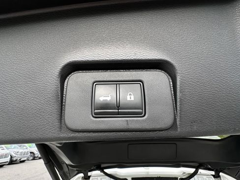 Used 2022 Nissan Rogue SV w/ SV Premium Package AWD/4WD image 41