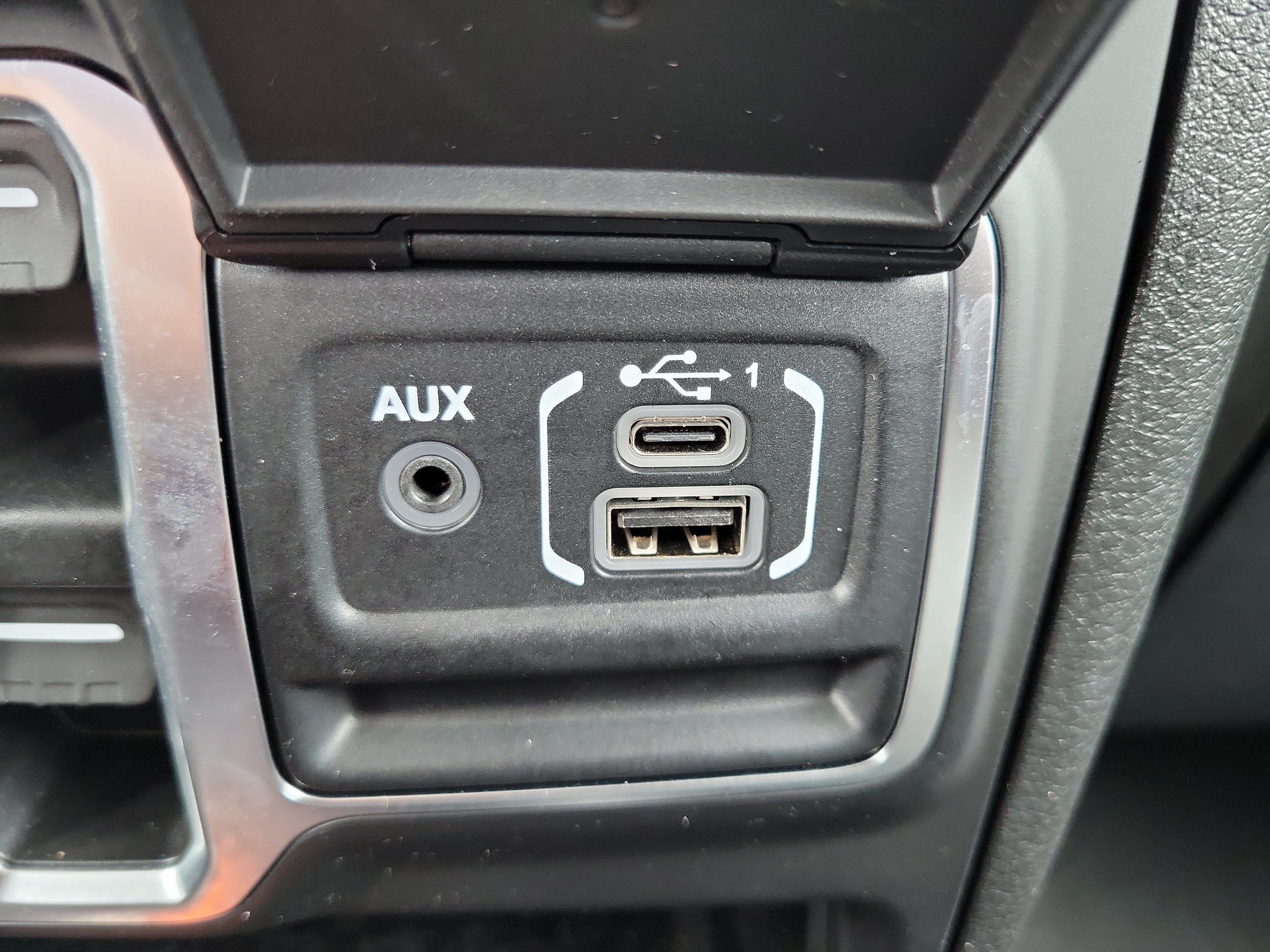 Used 2025 Jeep Gladiator Sport AWD/4WD image 29