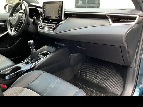 Used 2019 Toyota Corolla XSE FWD image 9