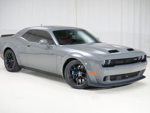 Used 2023 Dodge Challenger SRT Hellcat image 16