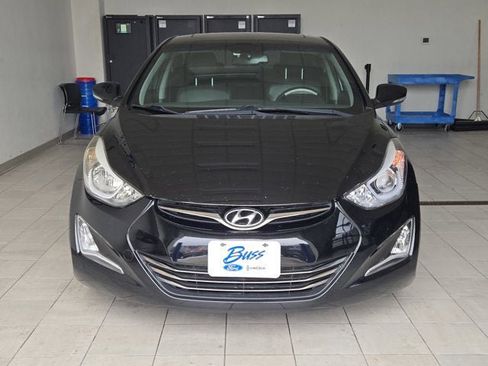 Used 2015 Hyundai Elantra Limited w/ Option Group 05 image 2
