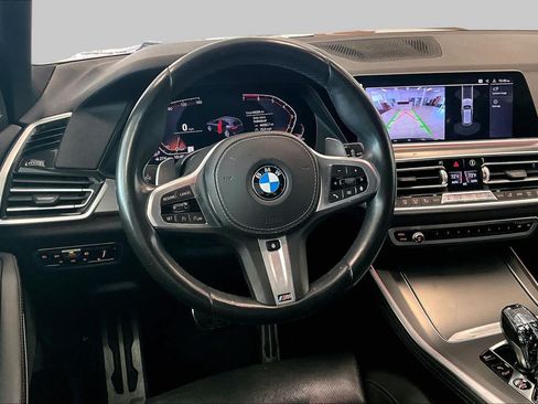 Used 2019 BMW X5 xDrive50i w/ M Sport Package AWD/4WD image 16