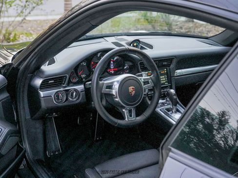 Used 2014 Porsche 911 Carrera image 39