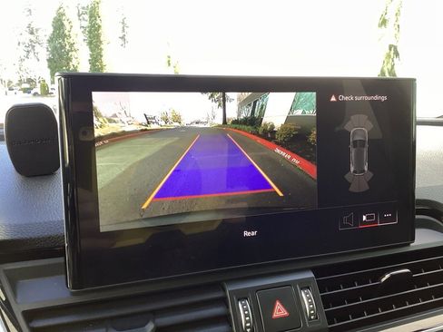 Used 2021 Audi SQ5 Premium w/ Convenience Package image 14